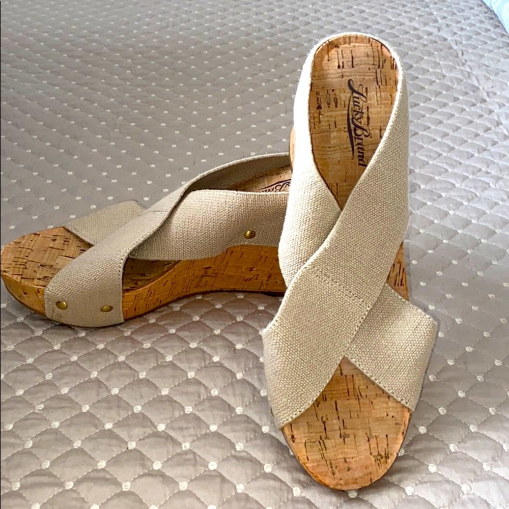 Lucky Wedge